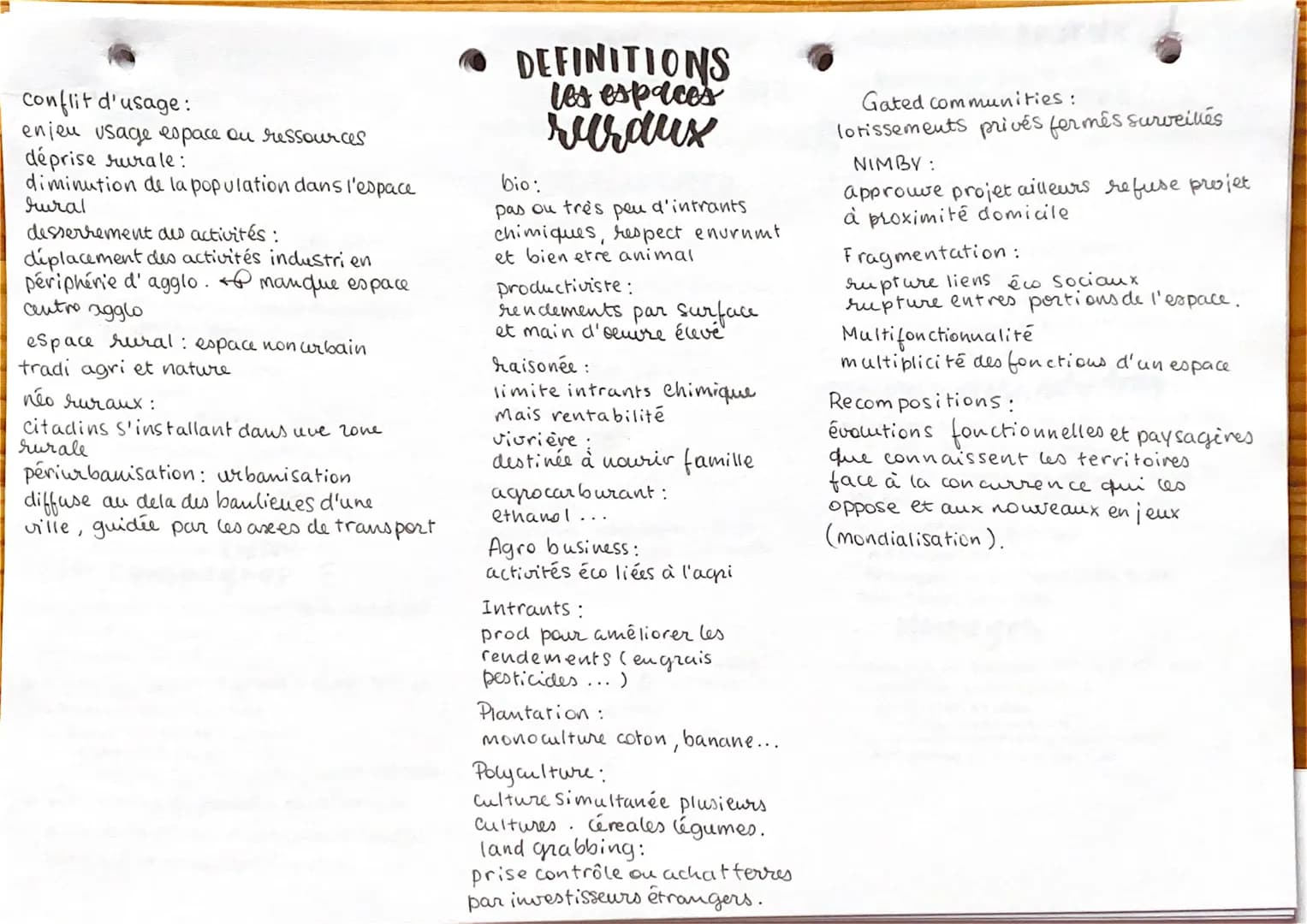 - DES recompos DIVERSES
□ opposition traditionnelle :
- densité bâti densité pop
- fonctions:
industrie
o tertiaire
maintenant : c'est nuanc