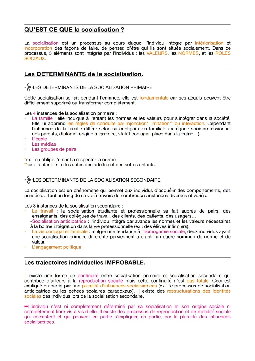 
<p>Qu'est-ce-que la socialisation en sociologie ? La socialisation est un processus au cours duquel l'individu intègre par intériorisation 