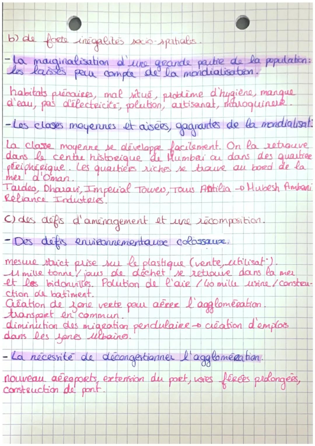 la métropolisation un
гряосениц mondial
différemcie!
- Les définitions -
Métropolisation: un processus de concentration des
fonctions de niv