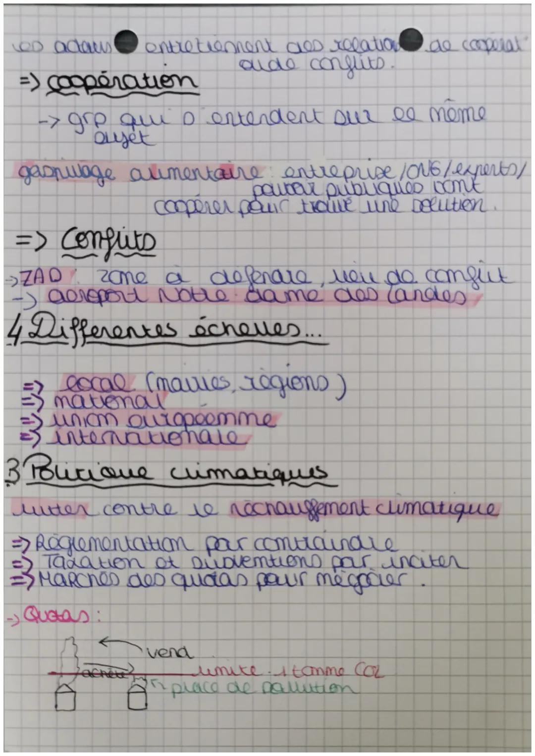 Mise à l'Agenda
-> Designe le passage d'un pb du domaine
frive au domaine public.
- identification (situation pb.
•cadrage (cause, consequen