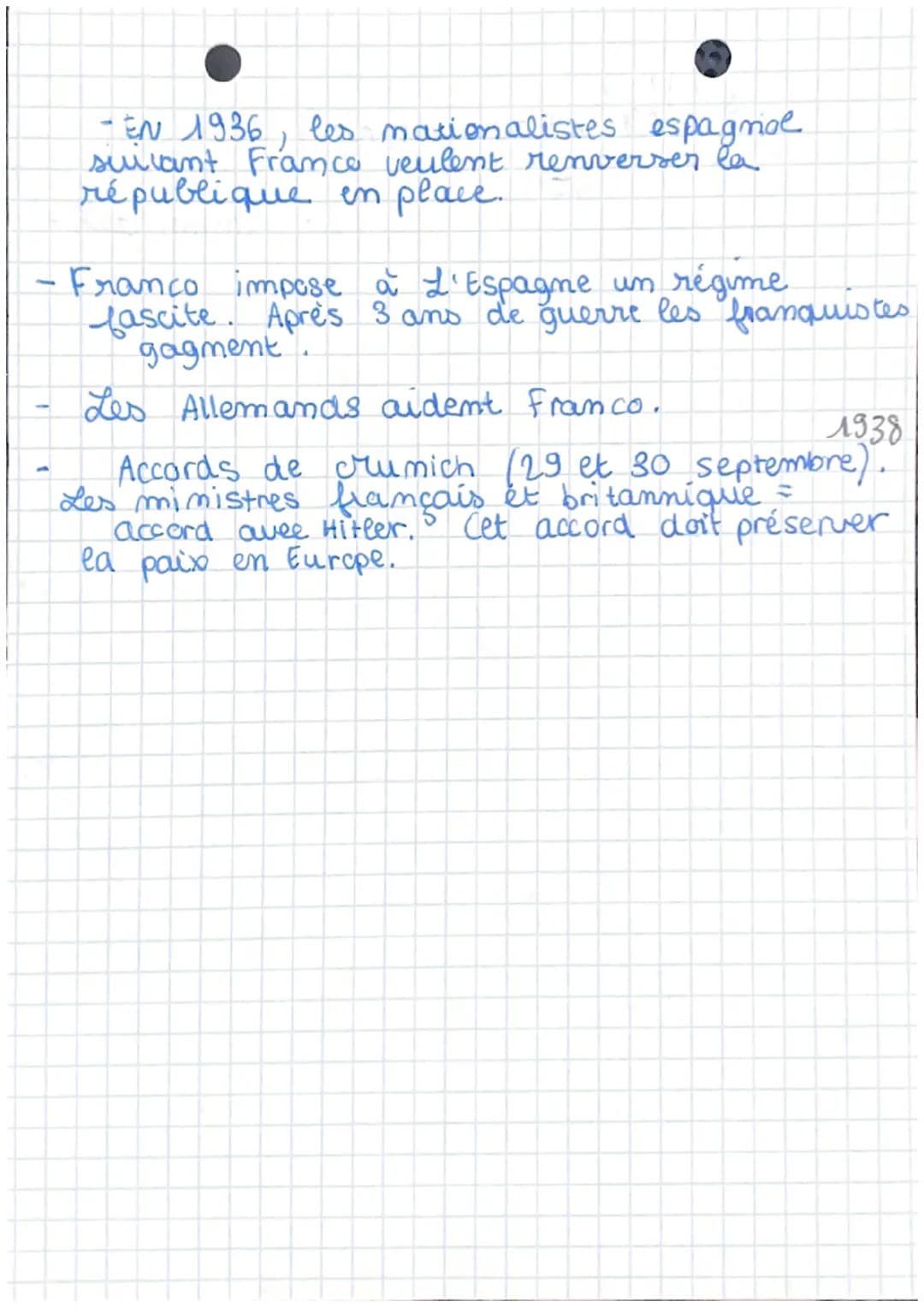 Histoire
Régimes totalitaires et démocratie dans
années 1930
APRÈS LA MERE GUERRE MONDIALE.
Hitler en Allemagne
3²
3 ème
POL
Des gouvernemen