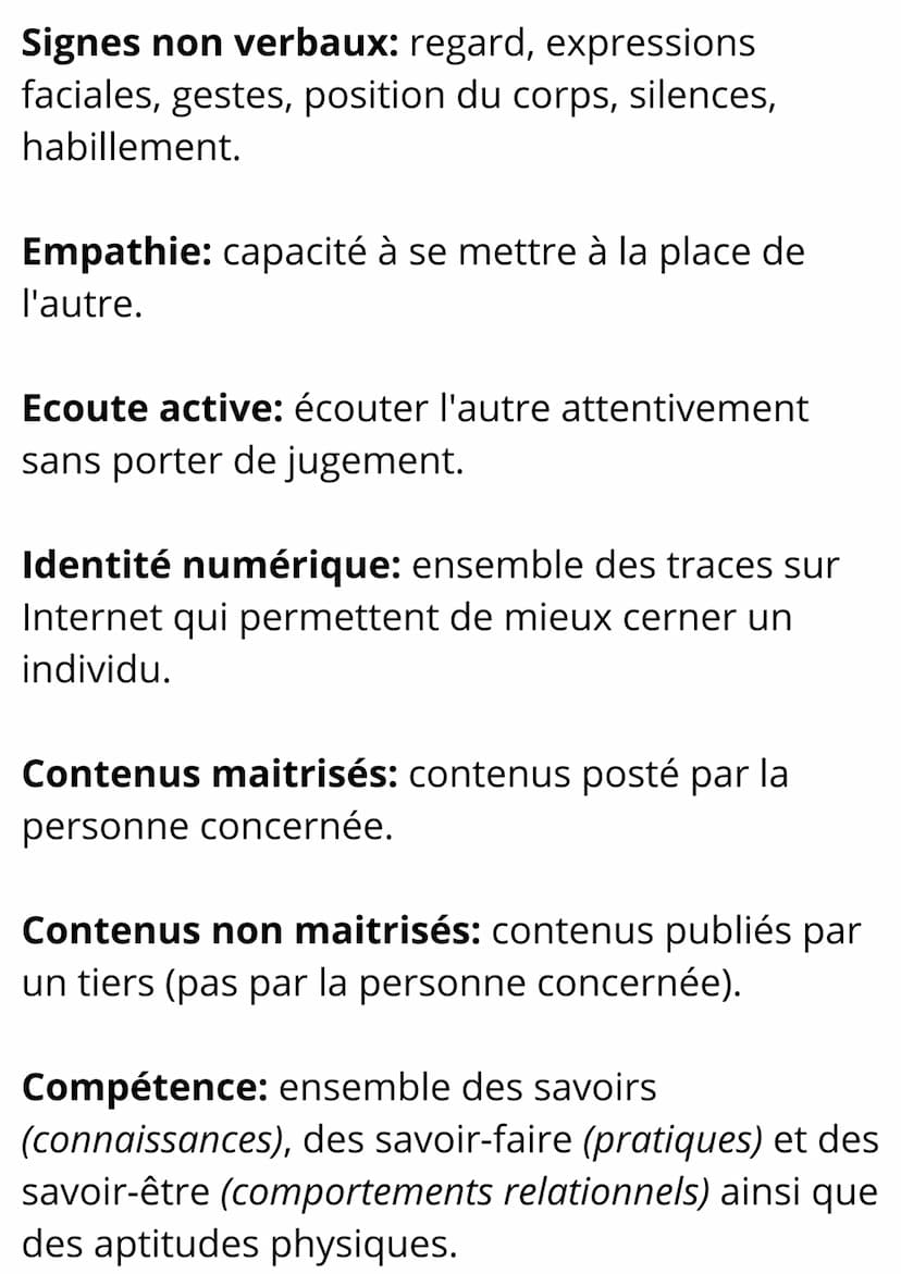 Sciences de Gestion et du
Numérique
Notions et Formules Les comportements individuels
Notions
Personnalité: ensemble de traits physiques et
