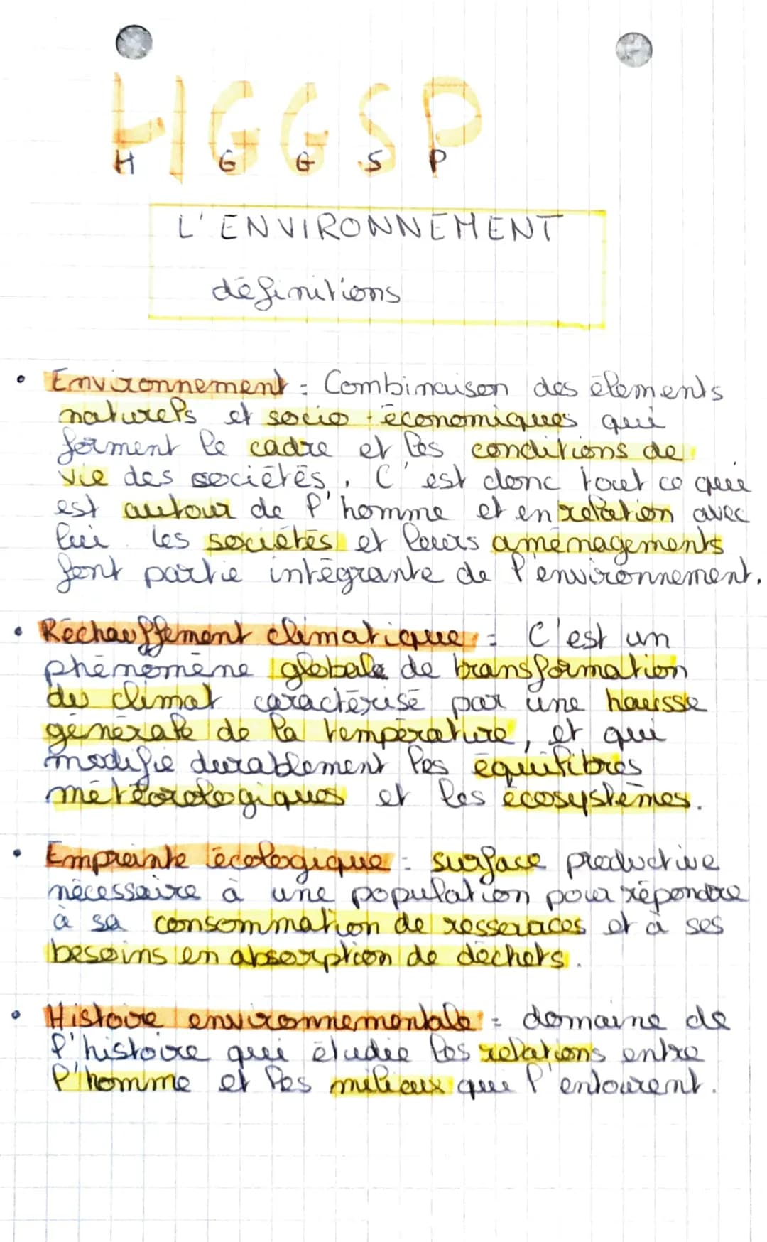 O
●
HIGGSP
L'ENVIRONNEMENT
définitions
Environnement: Combinaison des éléments
naturels et socio-économiques qué
forment le cadre et les con