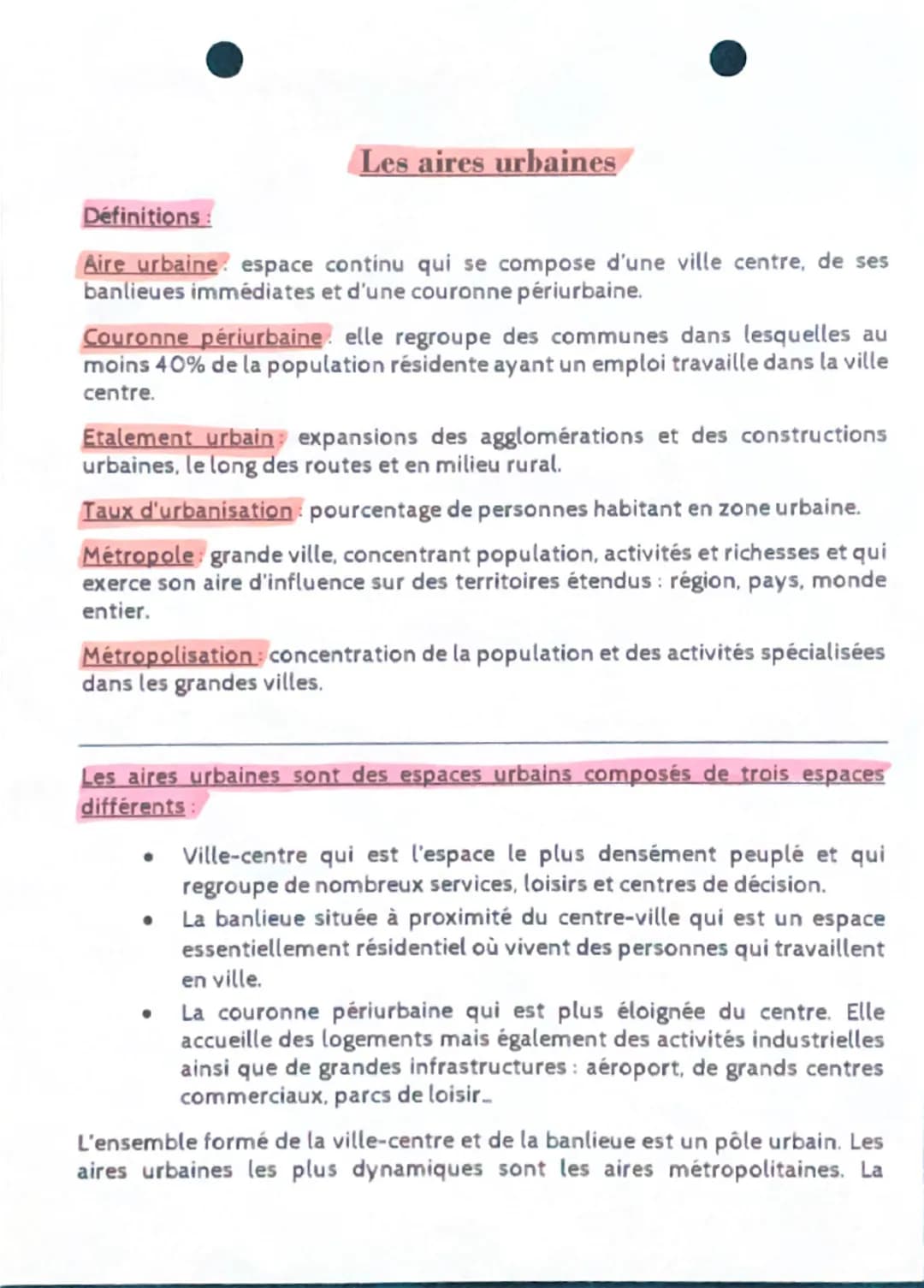 # Les aires urbaines

Définitions:

Aire urbaine: espace continu qui se compose d'une ville centre, de ses
banlieues immédiates et d'une cou