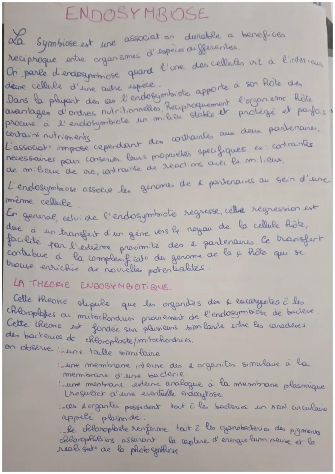 ENDOSYMBIOSE
durable a
d'espèces differentes.
La Symbiose est une association
entre
organismes
benefices
reciproque
On parle d'endosymbriose