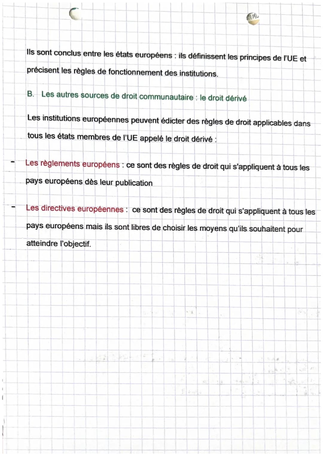 droit
Chapitre 3
Chapitre 3: les sources du droit
Les modes de création des règles de droit qui sont divers : elles sont généralement
écrite