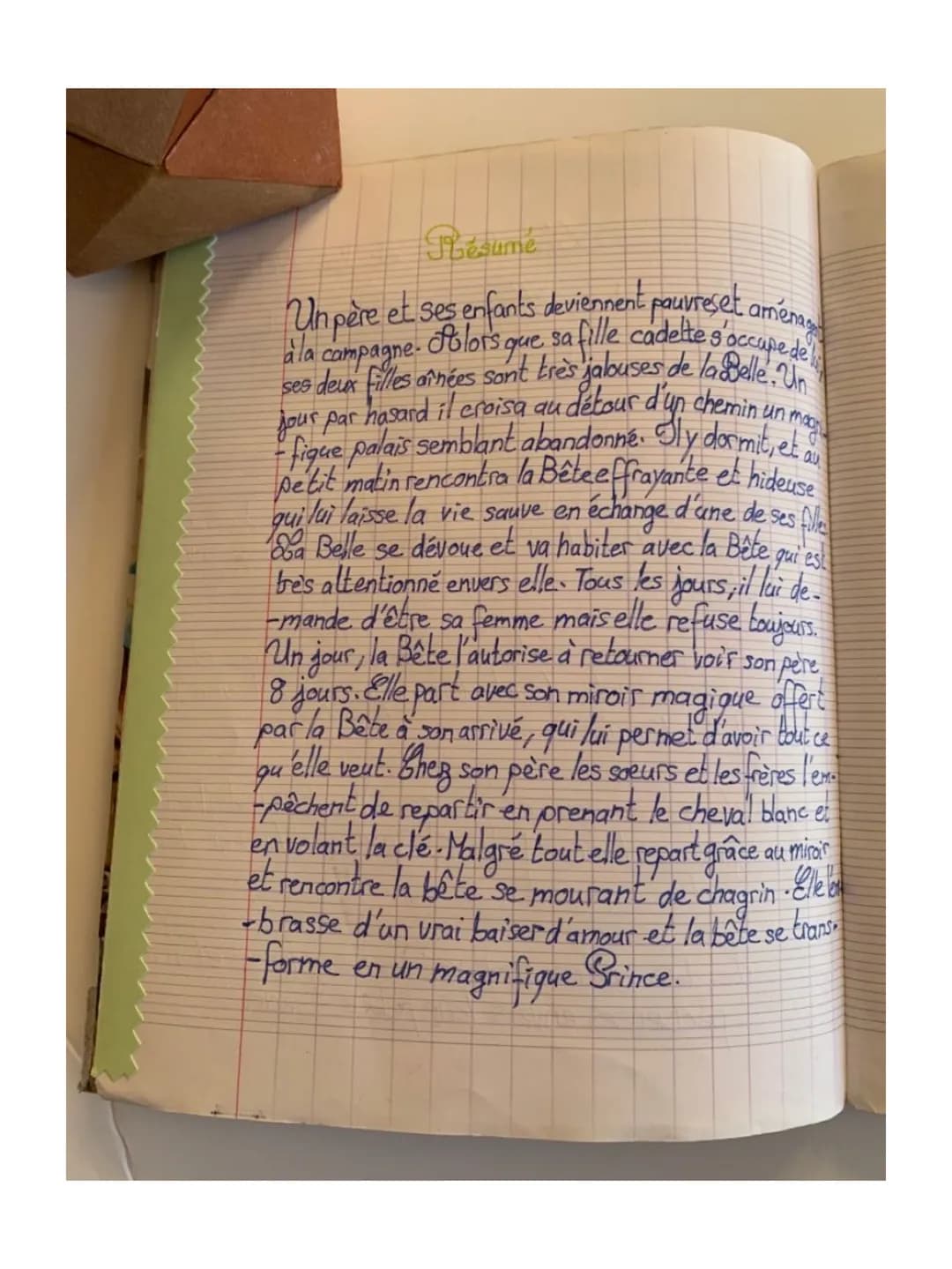 Presume
Un père et ses enfants deviennent pauvreset amen
sa
Polors
'occupe de
à la campagne.
i que a fille cadettes
ses deux filles aînées s