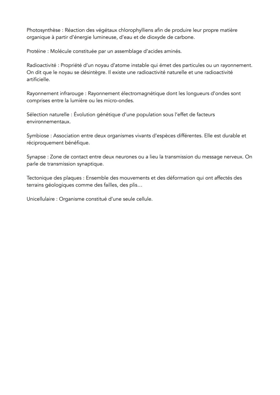 Définitions essentielles :
ADN : L'ADN ou Acide désoxyribonucléique, est le constituant l'essentiel des chromosomes,
support matériel de l'i