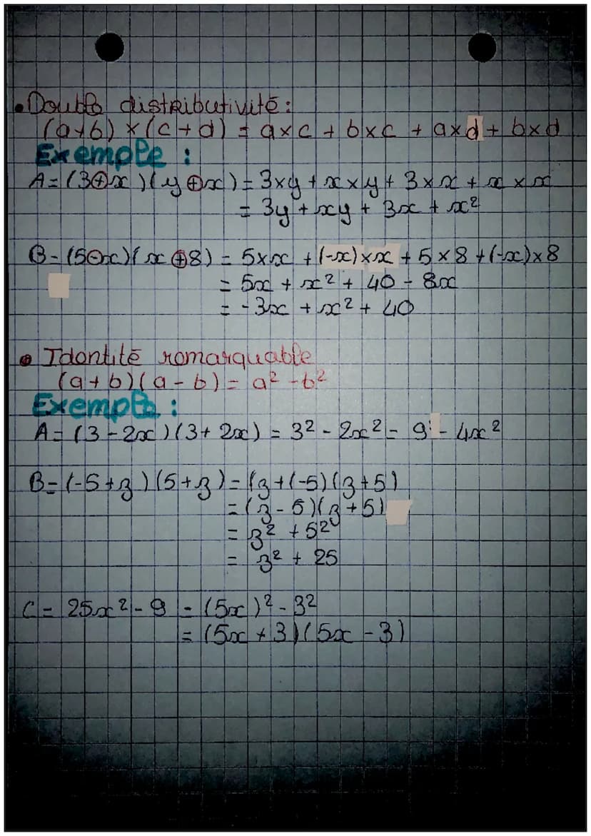 Maths
Chapitre 7: Calcul littérale
-Développer une expression littérale, c'est
transformer un produit en somme ou en
difference. Pour dévelo
