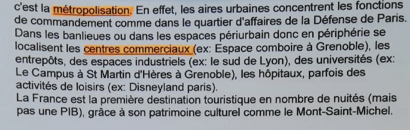 Géographie
Gros bilan des espaces productifs français et leurs dynamiques
I.Les espaces agricoles
Aujourd'hui, l'agriculture représente 2% d