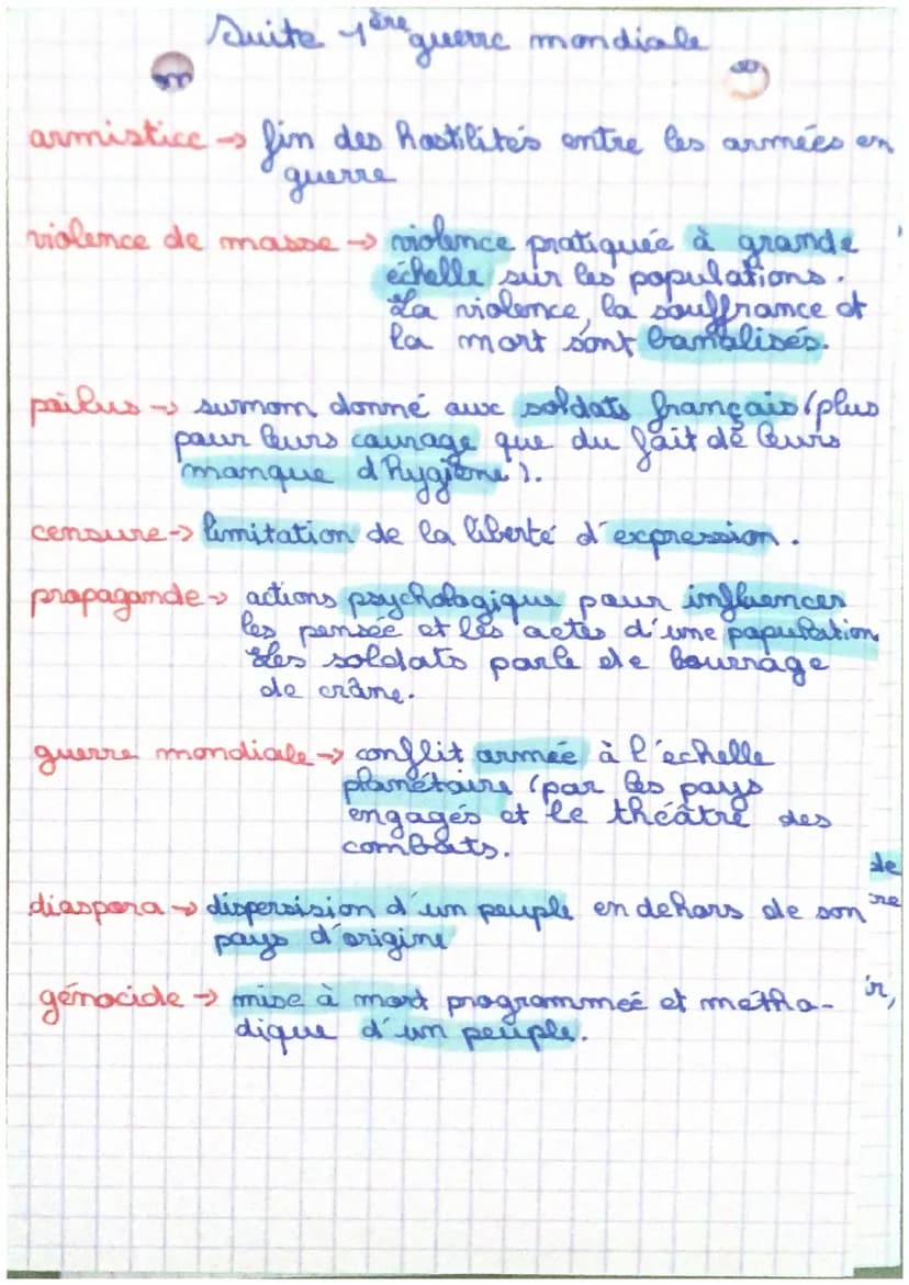 La
La première guerre
mondiale
Les origines du conflit
La France vent récupérer l'Alsace Larraine (perdu en 1871)
-> L Italie revendique lex