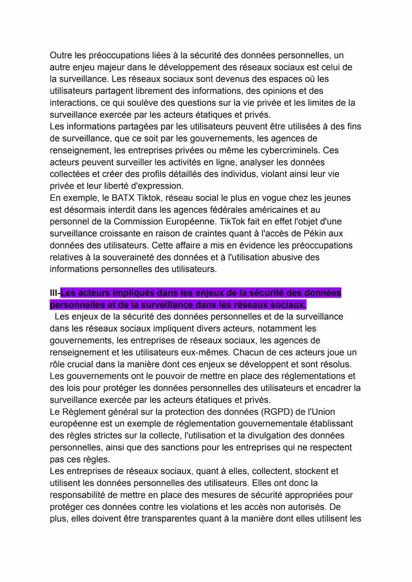 -Grand Oral-
HGGSP
Comment le développement rapide des réseaux sociaux a-t-il entraîné
des enjeux dans le cyberespace ?
Introduction:
Le dév