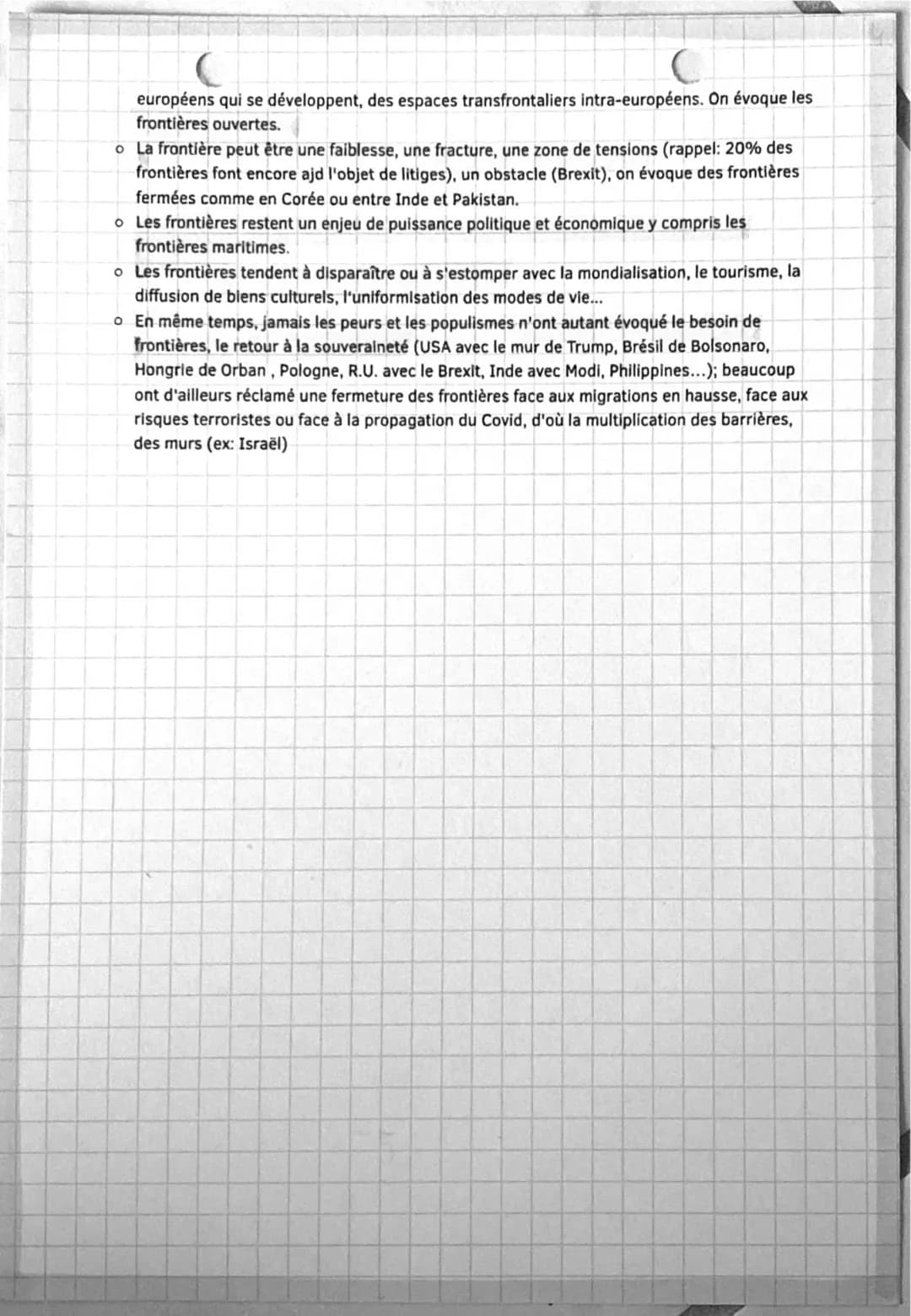 HGGSP
LES FRONTIÈRES
(
FICHE E INTRODUCTION
Frontière: Une ligne, juridiquement construite, qui sépare 2 états souverains.
Citations: "Les h