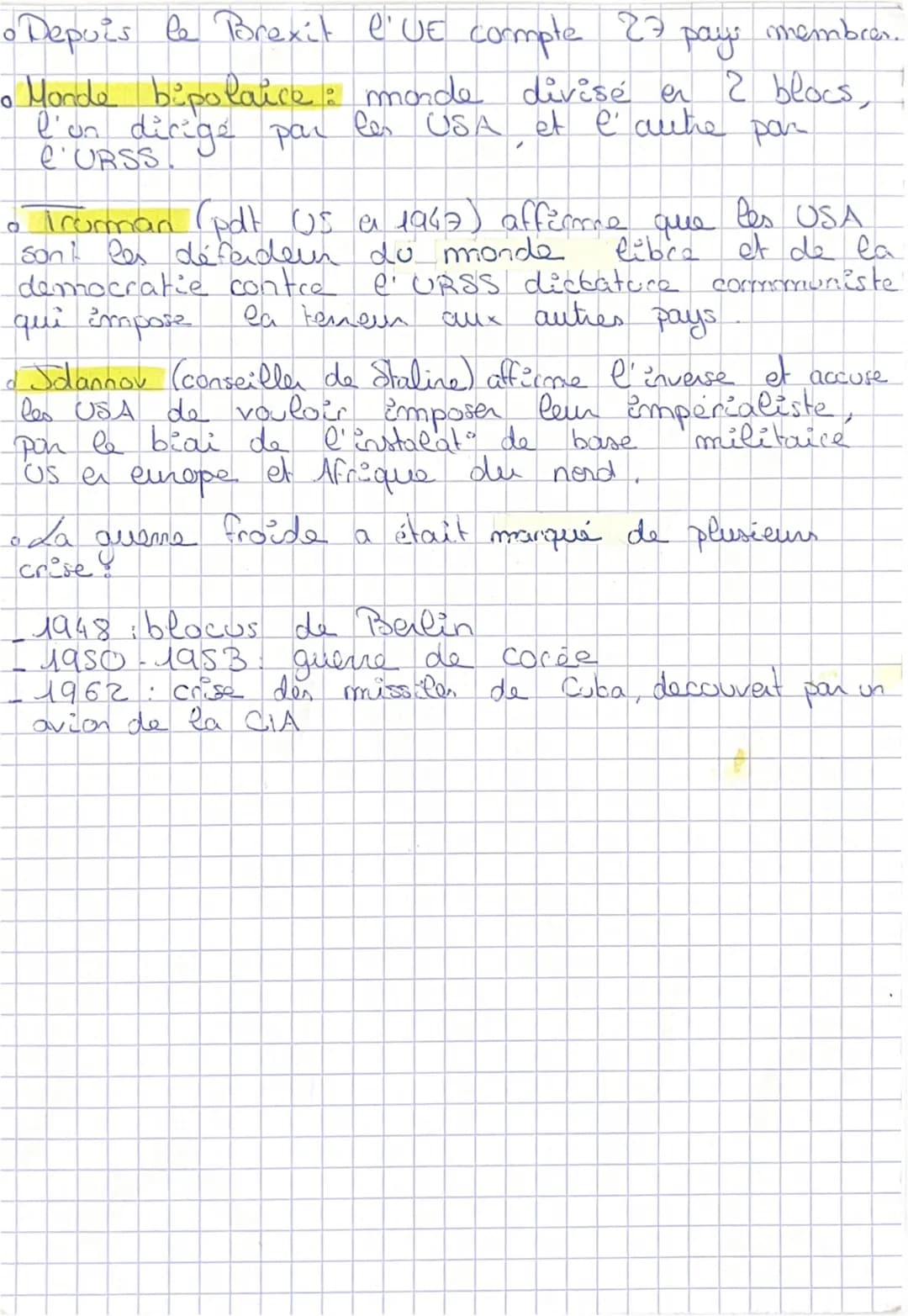 Chap 2
Un monde
monde
1
bipolaire
multipolaire
un
。 Guerre froide: période de factes tensions
sans
conflit direct armé entre
et e URSS
1942 