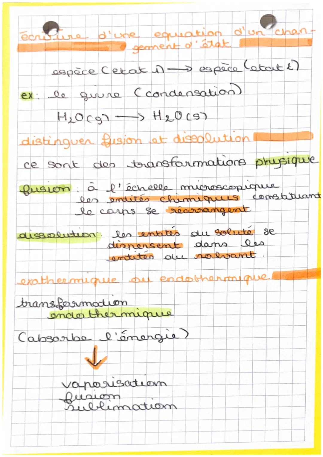 physique
-chimie
Les 3 états de la matière
1- Solide
2- liquide
3-gaz
-> les entités chimiques
et oscillent
Sent ordonnés.
position
autour d