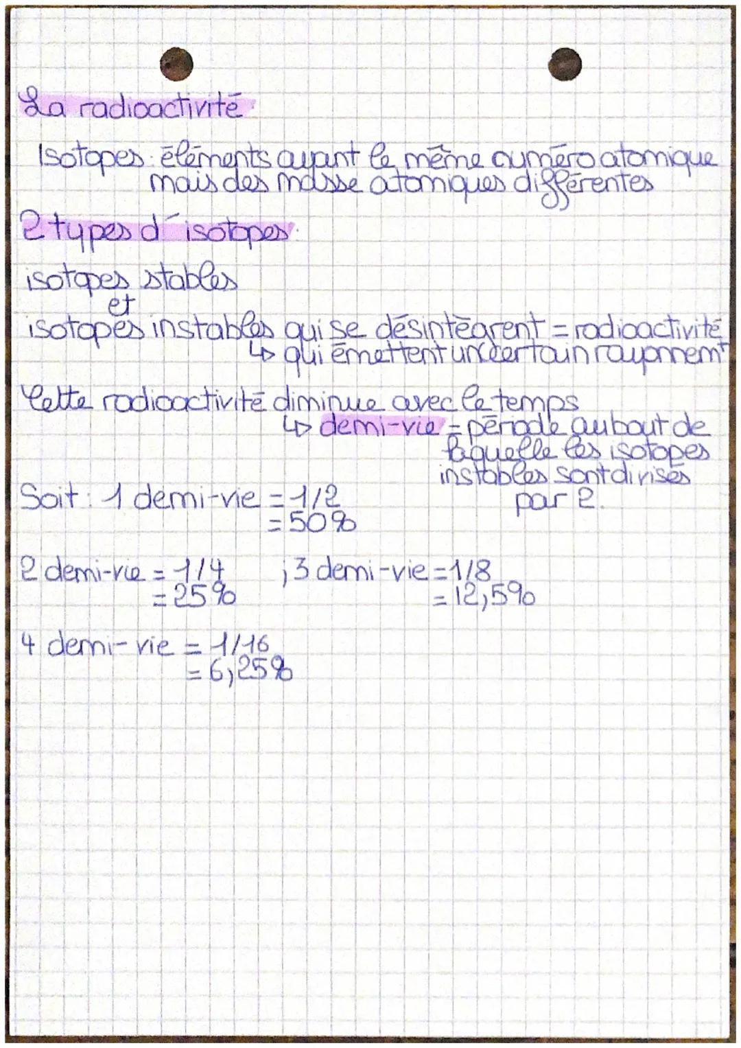 Enseignement
Scientifique
Les éléments chimiques
Chapitre
Un noyour est composé de nucléons! qui rassemblent
les neutrons et les protons.
re
