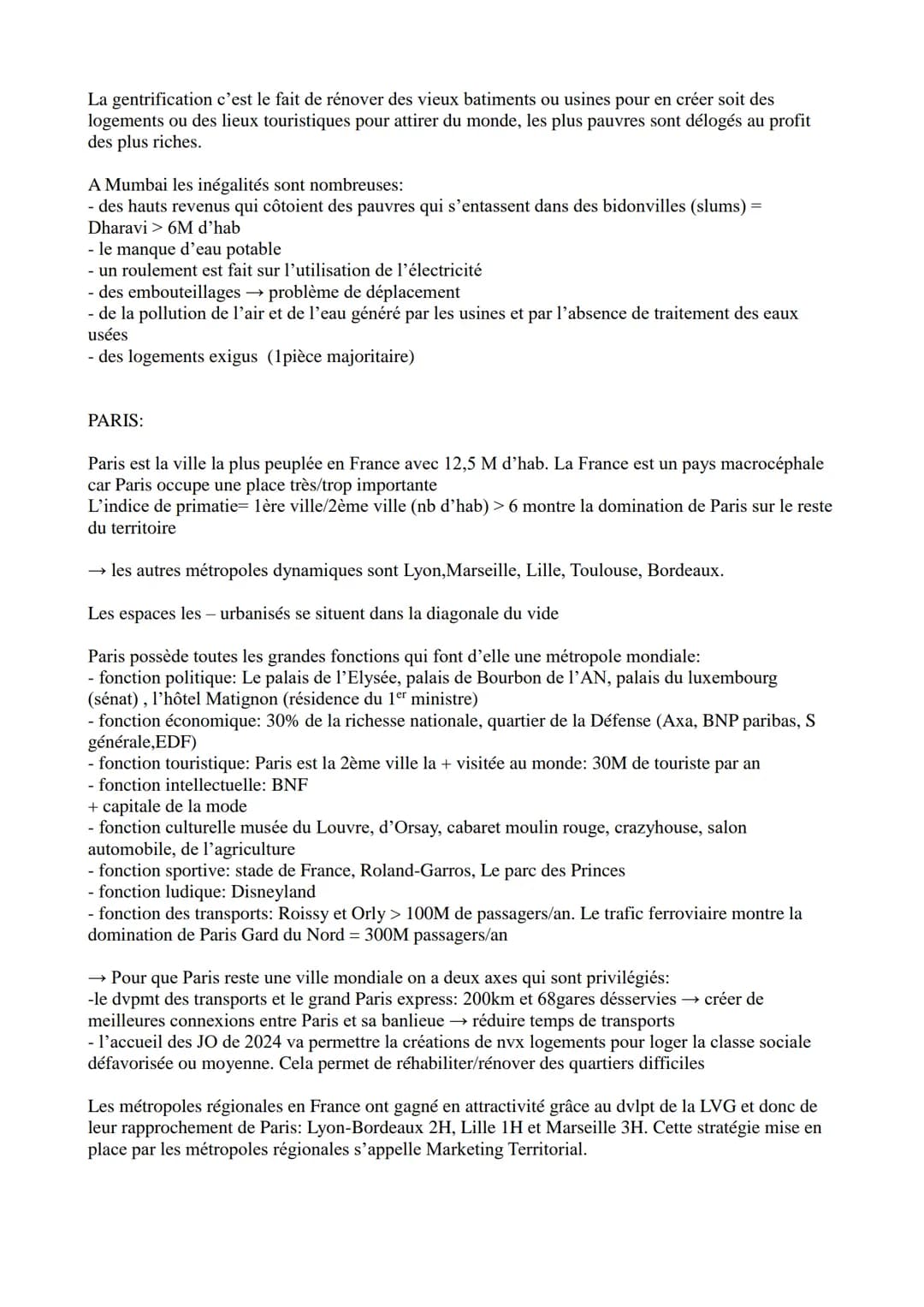 La métropolisation: un processus mondial différencié
Def: La métropolisation est une concentration accrue de la population des fonctions de
