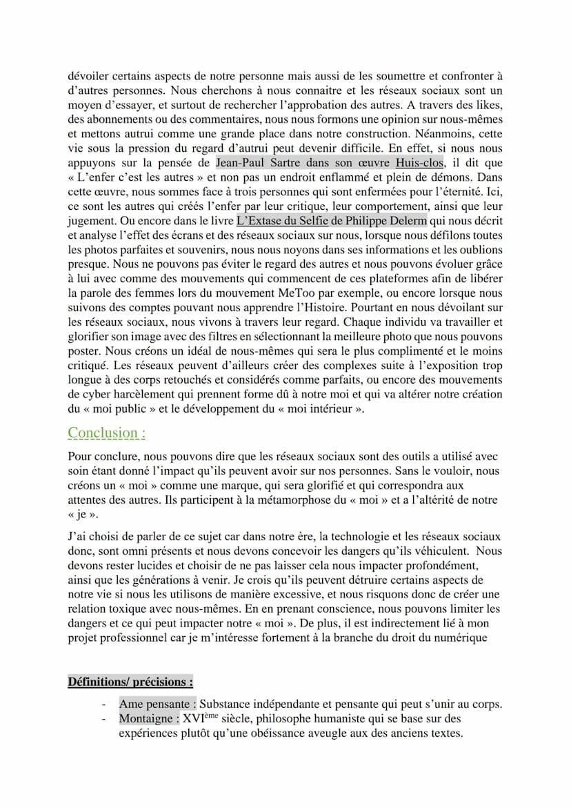 
<h2 id="introduction">Introduction</h2>
<p>Lorsque nous nous présentons, nous commençons généralement par donner des informations factuelle