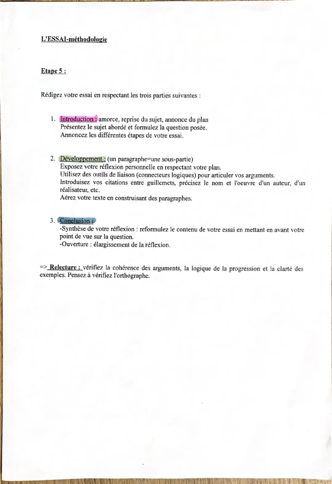 --- OCR Start ---
Méthodes du Bac écrit-L'essai
Définition:
Le sujet de l'essai porte sur le thème ou la question qui donne son unité au par