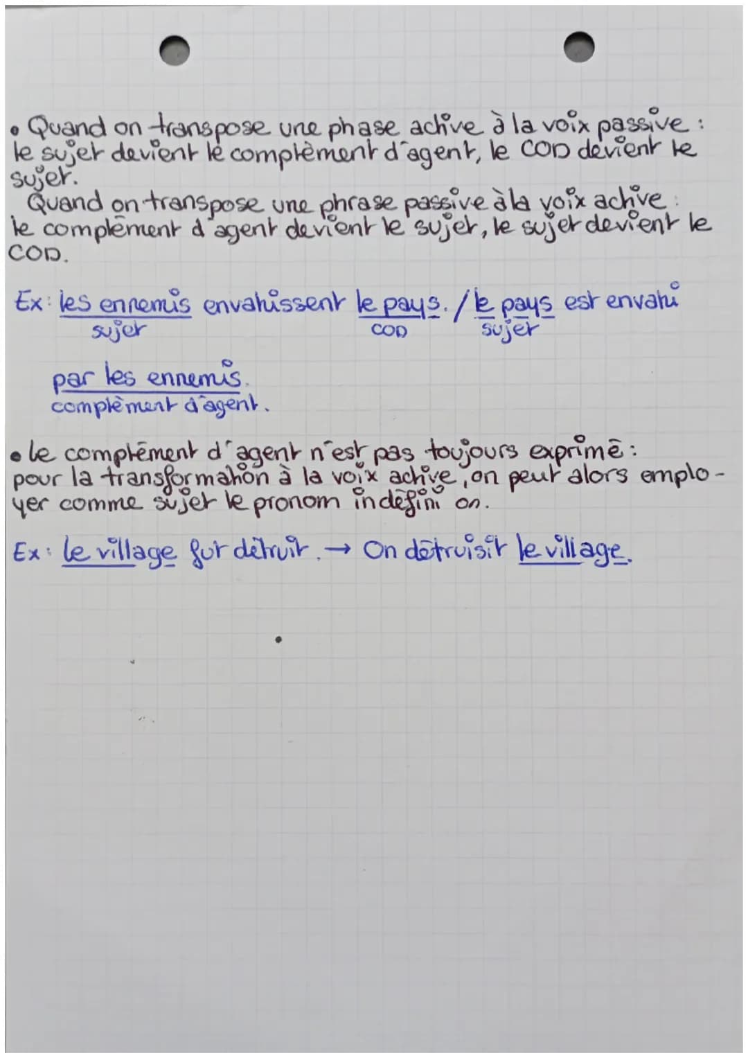français
La voix passive.
Voix achive, voix passive:
• le verbe est à la voix active si le sujet fait l'achion
exprimée par le verbe
Ex: Des