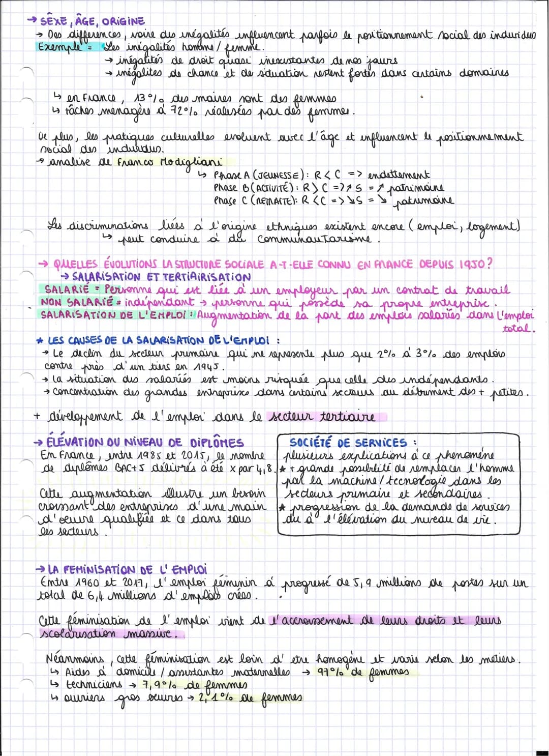 CHAPITRE COMMENT EST STRUCTUREE LA
SOCIÉTÉ FRANÇAISE ACTUELLE?
.
→LES THÉORIES DES CLASSES DE LA STRATIFICATION SOCIALE
STRATIFICATION SOCIA