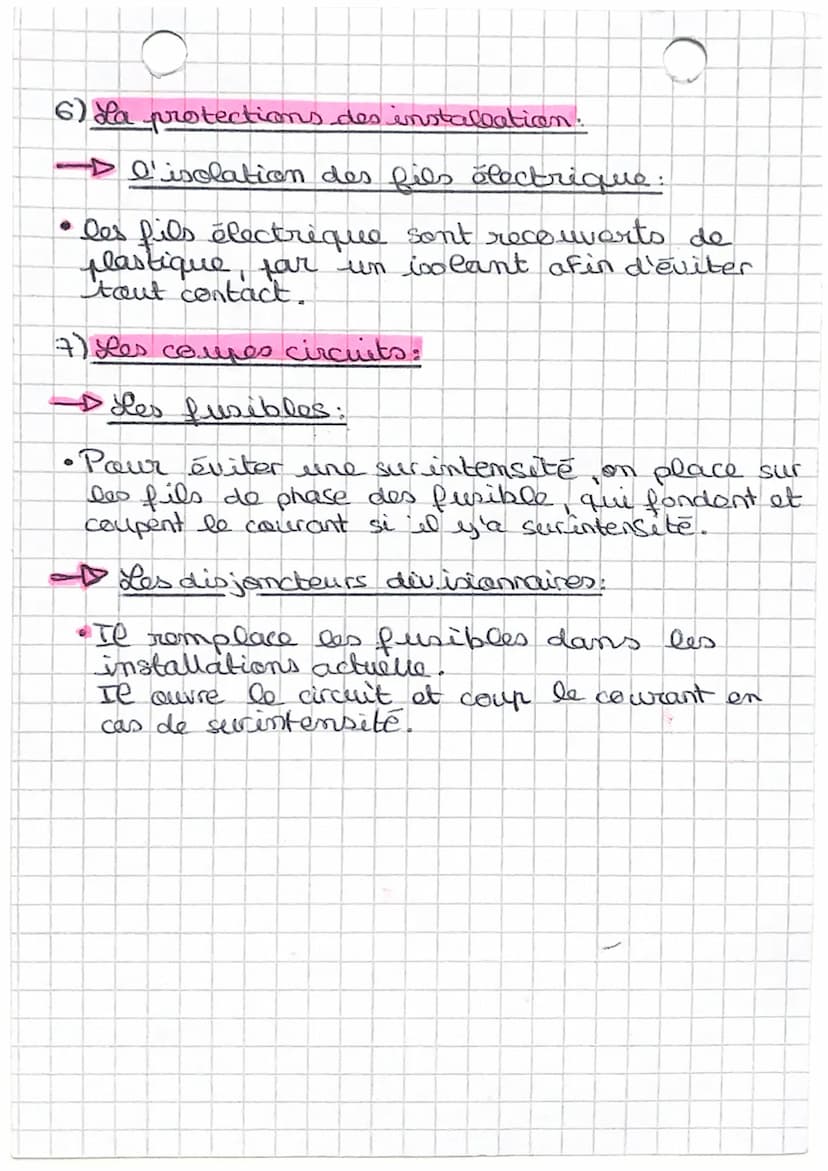 A
phy
A
G
1) Puissance electrique:
230V correspond à la tension d'utilisation
normale.
→ 60 W correspond à la puissance électrique
consommée