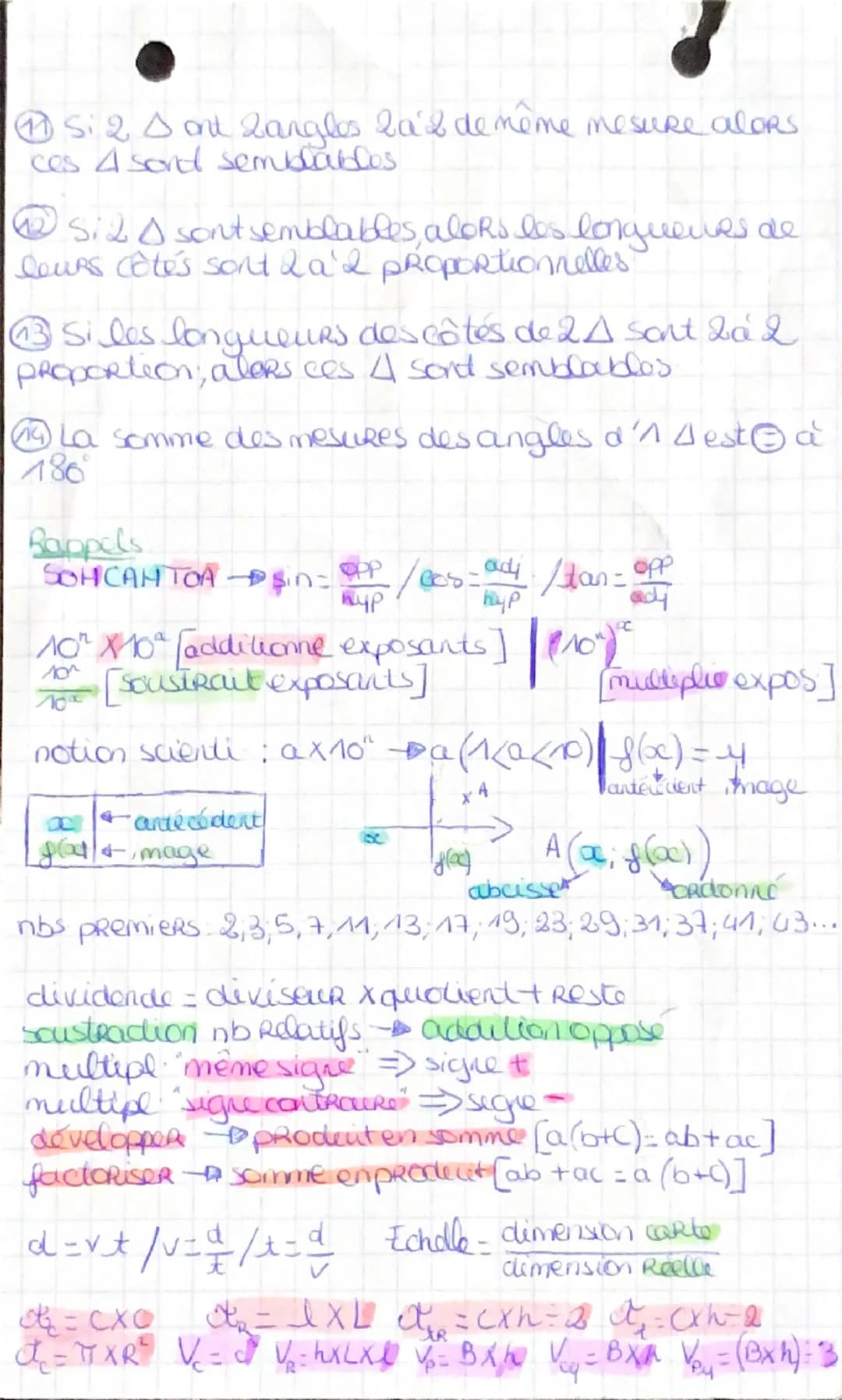 Propriétés:
Maths: propriétés et
Rappels
Si un point appartient à la médiatrice d'n
segn acons il est à égale distance des extrém. de
ce seg