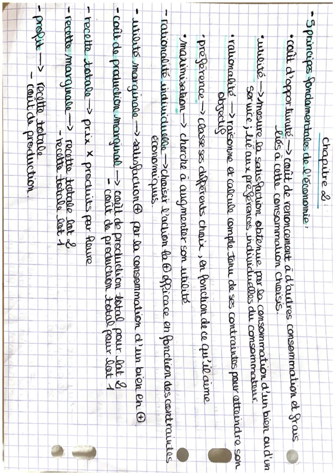 Chapitre 2
•Sprincipes fondamentales de l'économie:
• coût d'opportunité →> coût de renoncement à d'autres consommation et frais
liés à cett