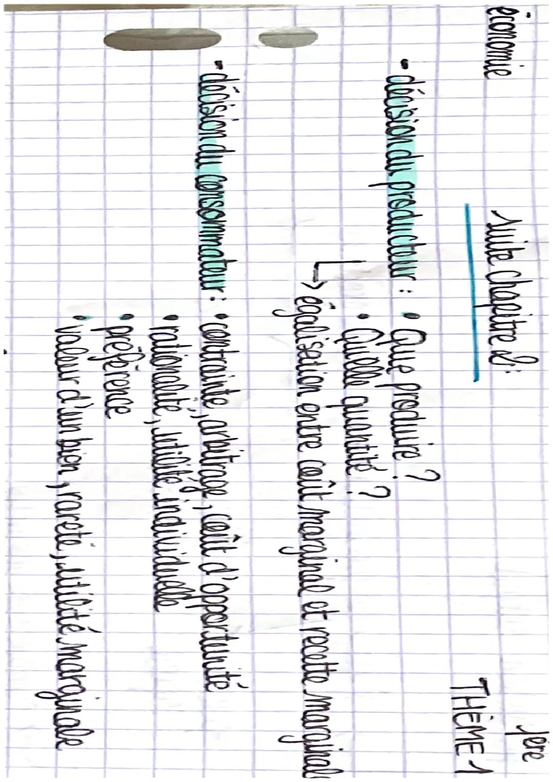 Chapitre 2
•Sprincipes fondamentales de l'économie:
• coût d'opportunité →> coût de renoncement à d'autres consommation et frais
liés à cett