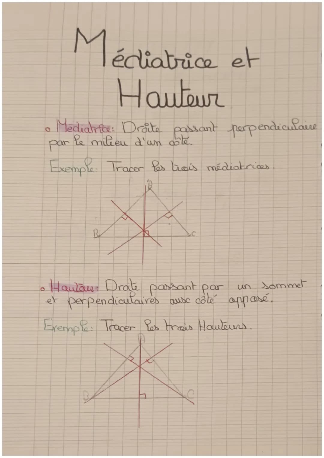 Médiatric
O
Mediatrice: Droite passant perpendiculaire
par
le milieu d'un côte.
Exemple: Tracer les trois médiatrices.
B
321
édiatrice et
Ha