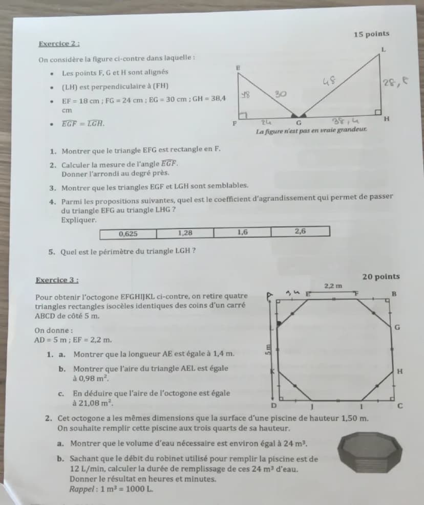 Épreuve : 2 heures
BREVET BLANC N°1
SESSION DU 9 DECEMBRE 2024
MATHEMATIQUES
Série Générale
100 points
Ce sujet comporte 5 pages numérotées 