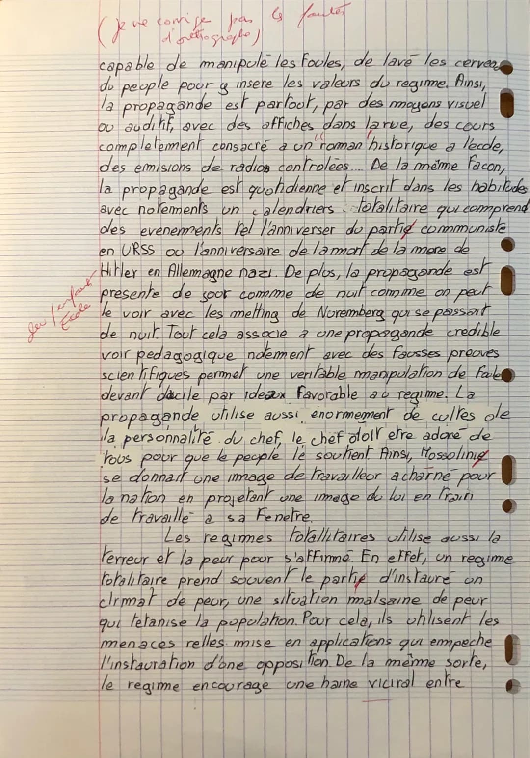 Fanny "Composition sur les
leroux
TG7
totalitaires.
tis bar havail (harms tres per
I attragrahe)
a
I awas fall & cute to not: de propagande
