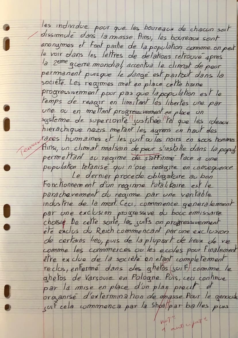Fanny "Composition sur les
leroux
TG7
totalitaires.
tis bar havail (harms tres per
I attragrahe)
a
I awas fall & cute to not: de propagande
