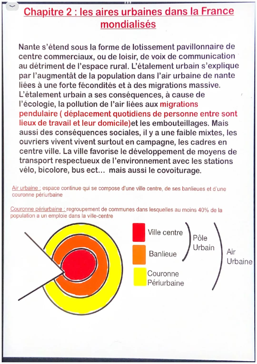 Chapitre 2 : les aires urbaines dans la France
mondialisés
Nante s'étend sous la forme de lotissement pavillonnaire de
centre commerciaux, o