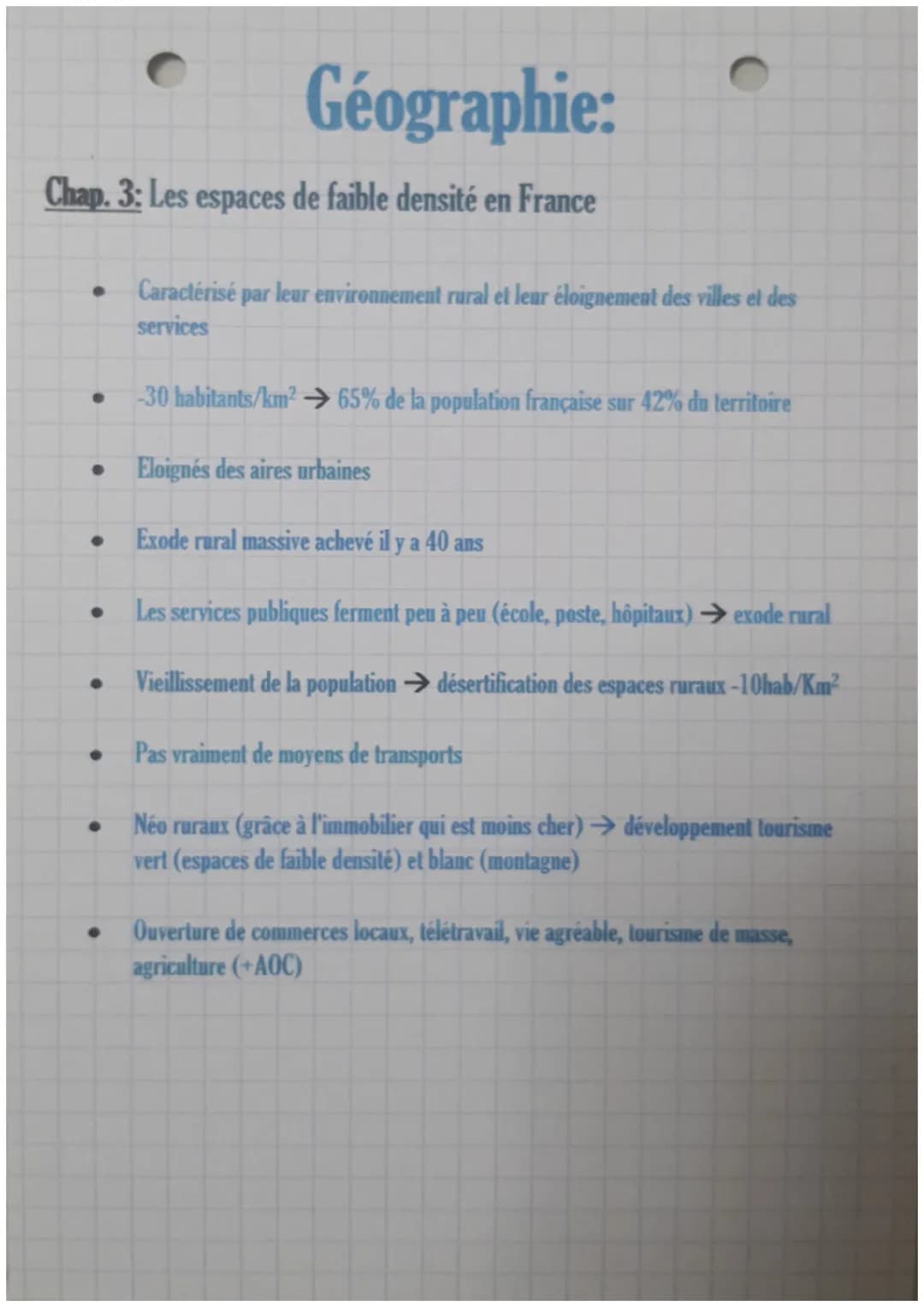 Géographie:
Chap. 3: Les espaces de faible densité en France
●
Caractérisé par leur environnement rural et leur éloignement des villes et de