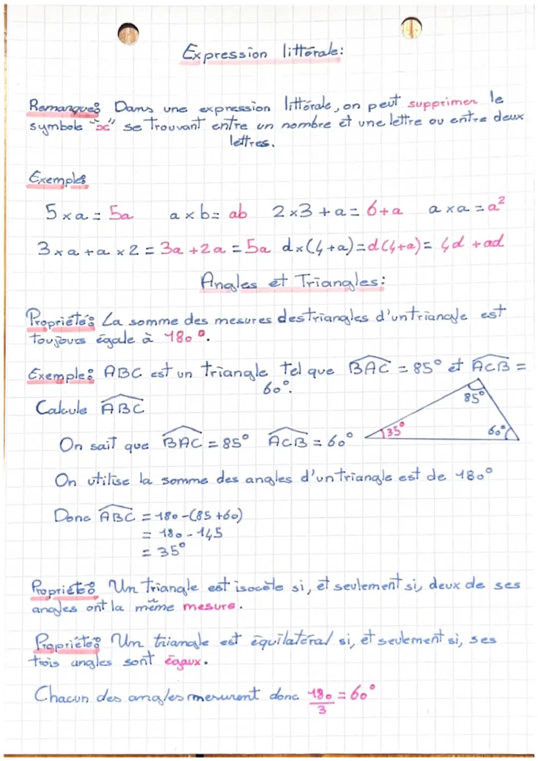 Comment simplifier une expression littérale et comprendre les angles d'un triangle