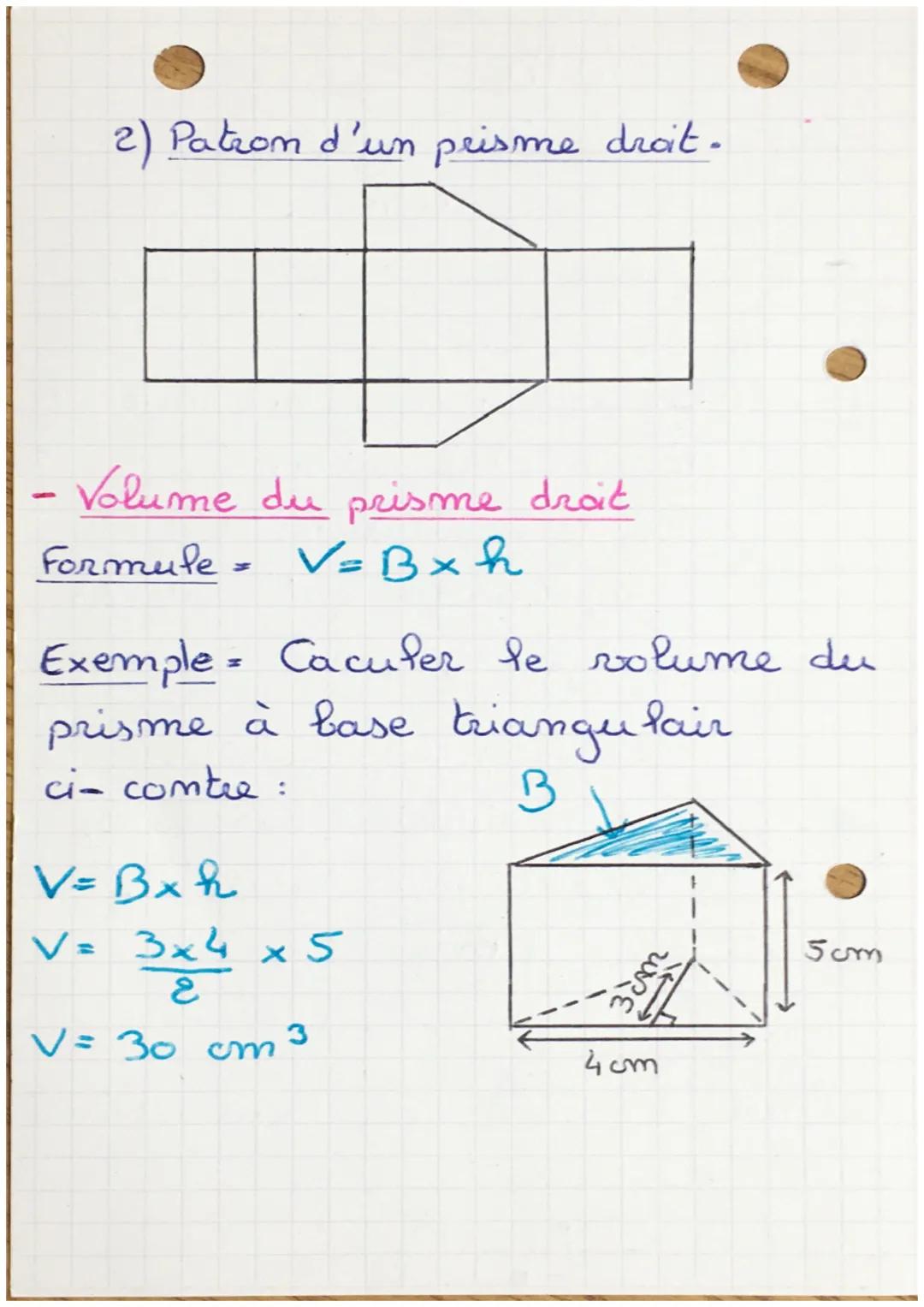 Math

Prisme draits - Cylindres
de révolution.

- Construire et représenter un
prisme droit.

-1

1) Description: Um prisme droit est
est un