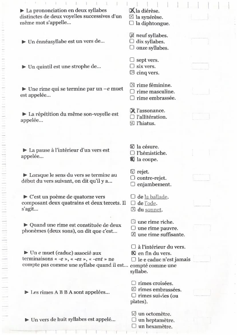 LA VERSIFICATION
a. La métrique :
Pour mesurer la longueur du vers, on compte de syllabes prononcées -le mètre- en
tenant compte de trois pa