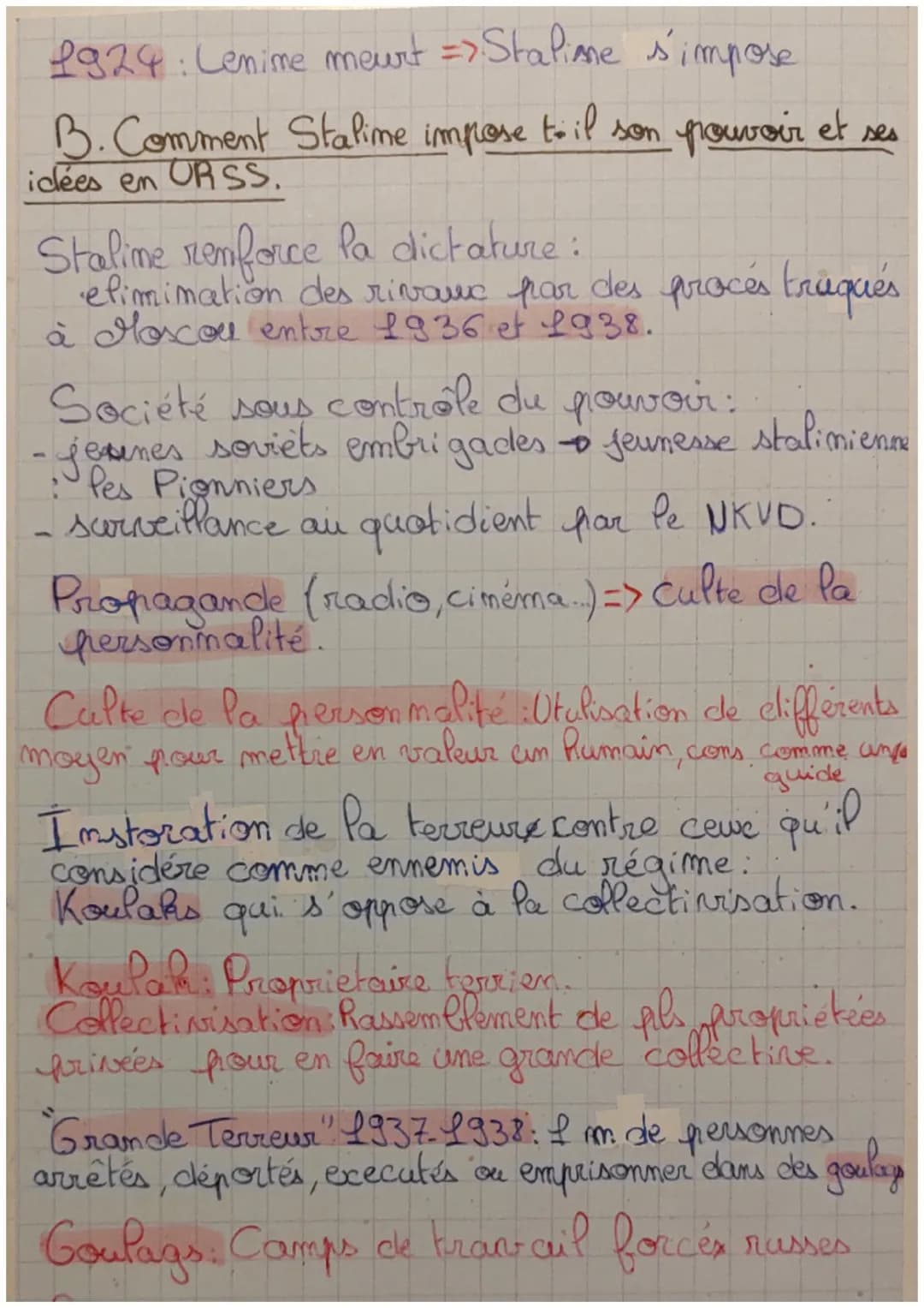 HISTOIRE
CHAPITRE 2 Democratie et experiences
totalitaines en France en 1930
I. La création et la mise en oeuvre d'un régime
communiste en U
