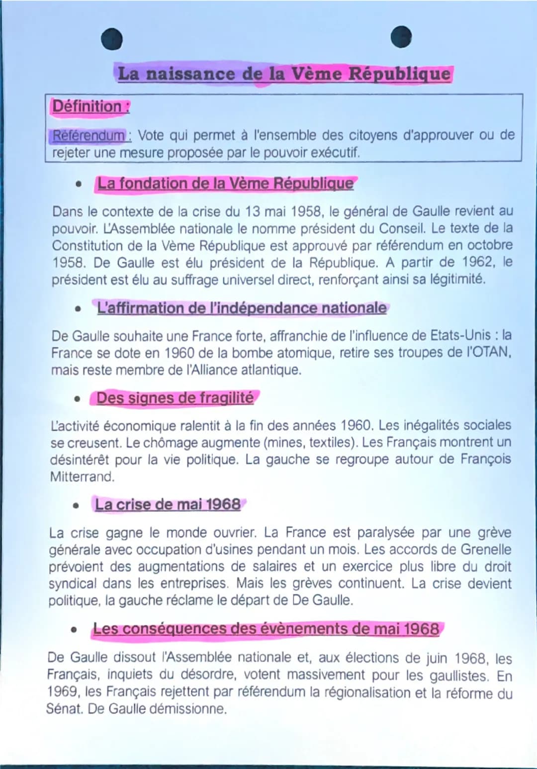 --- OCR Start ---
La naissance de la Vème République
Définition:
Référendum: Vote qui permet à l'ensemble des citoyens d'approuver ou de
rej