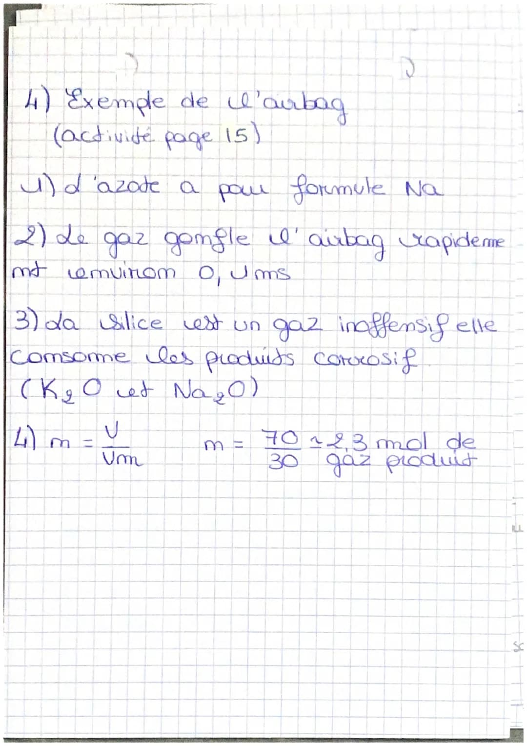 Physique Chimie
La sécurité routière
I
Rappel de chimie
1) La quantité de matière
La quantité de matière m ou membre de
moles est un ensembl