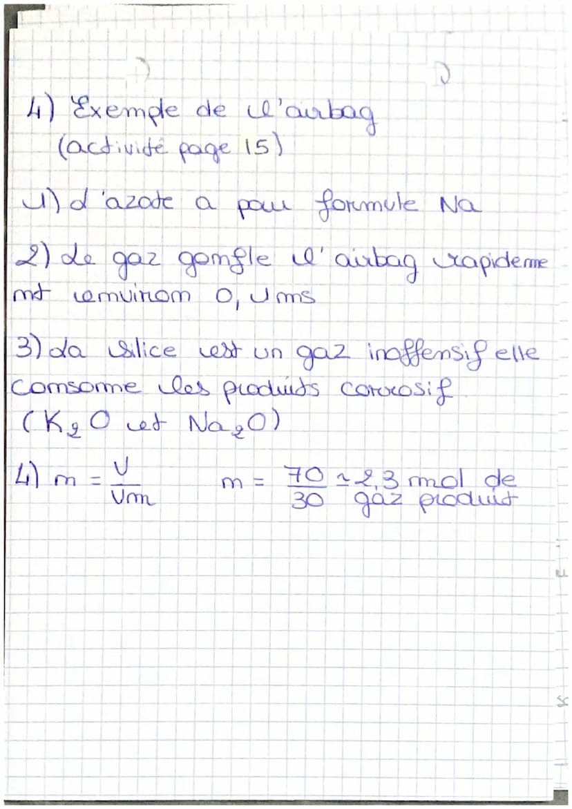 Physique Chimie
La sécurité routière
I
Rappel de chimie
1) La quantité de matière
La quantité de matière m ou membre de
moles est un ensembl
