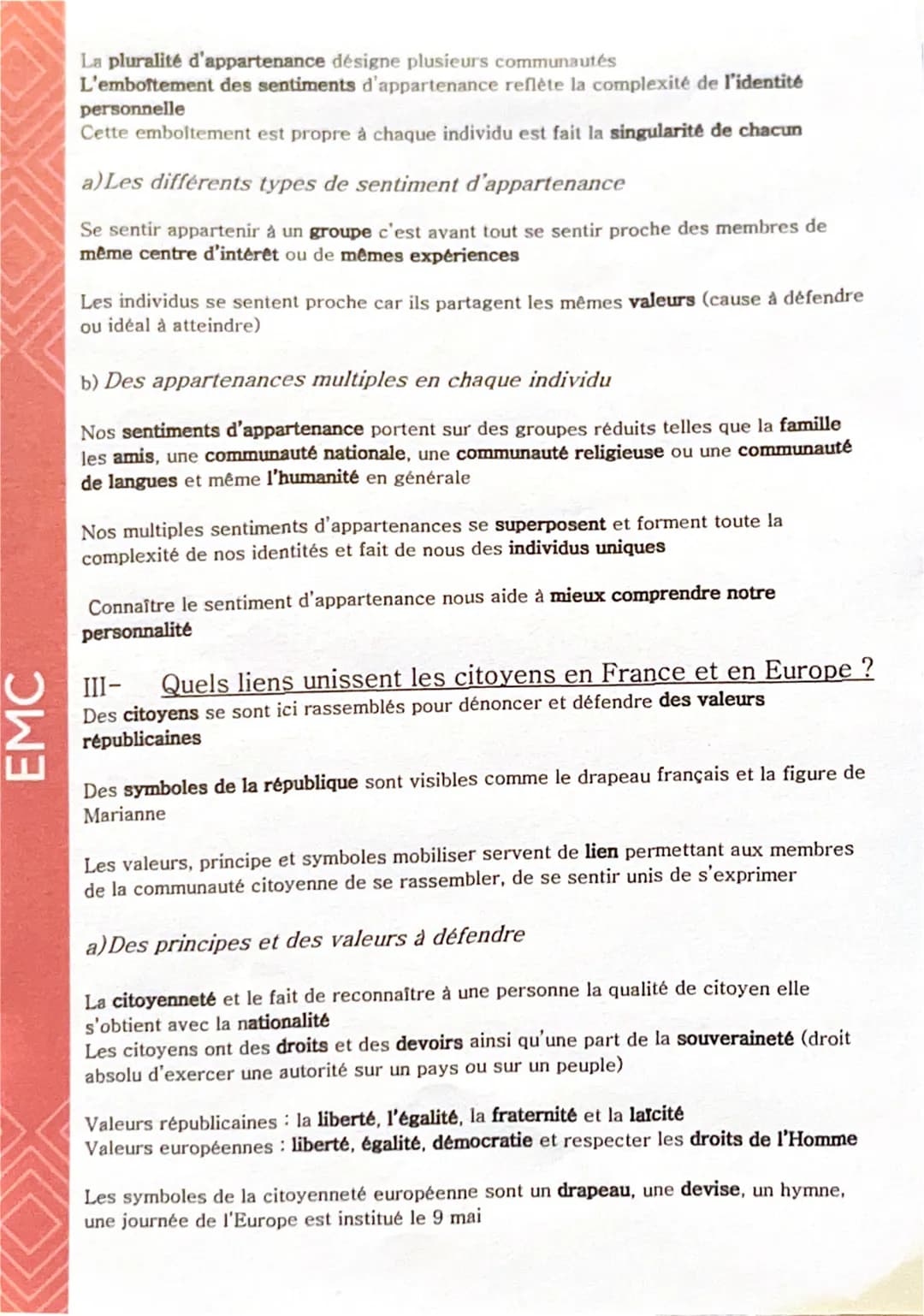 EMC
La sensibilité : soi et les autres
1-
Quelles sont mes identités et comment les protéger
Identité désigne l'ensemble des données qui per
