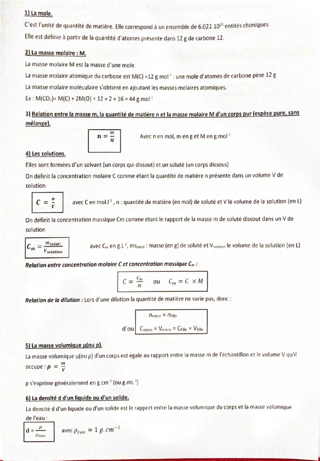 1) La mole.
C'est l'unité de quantité de matière. Elle correspond à un ensemble de 6,022.1023 entités chimiques.
Elle est définie à partir d