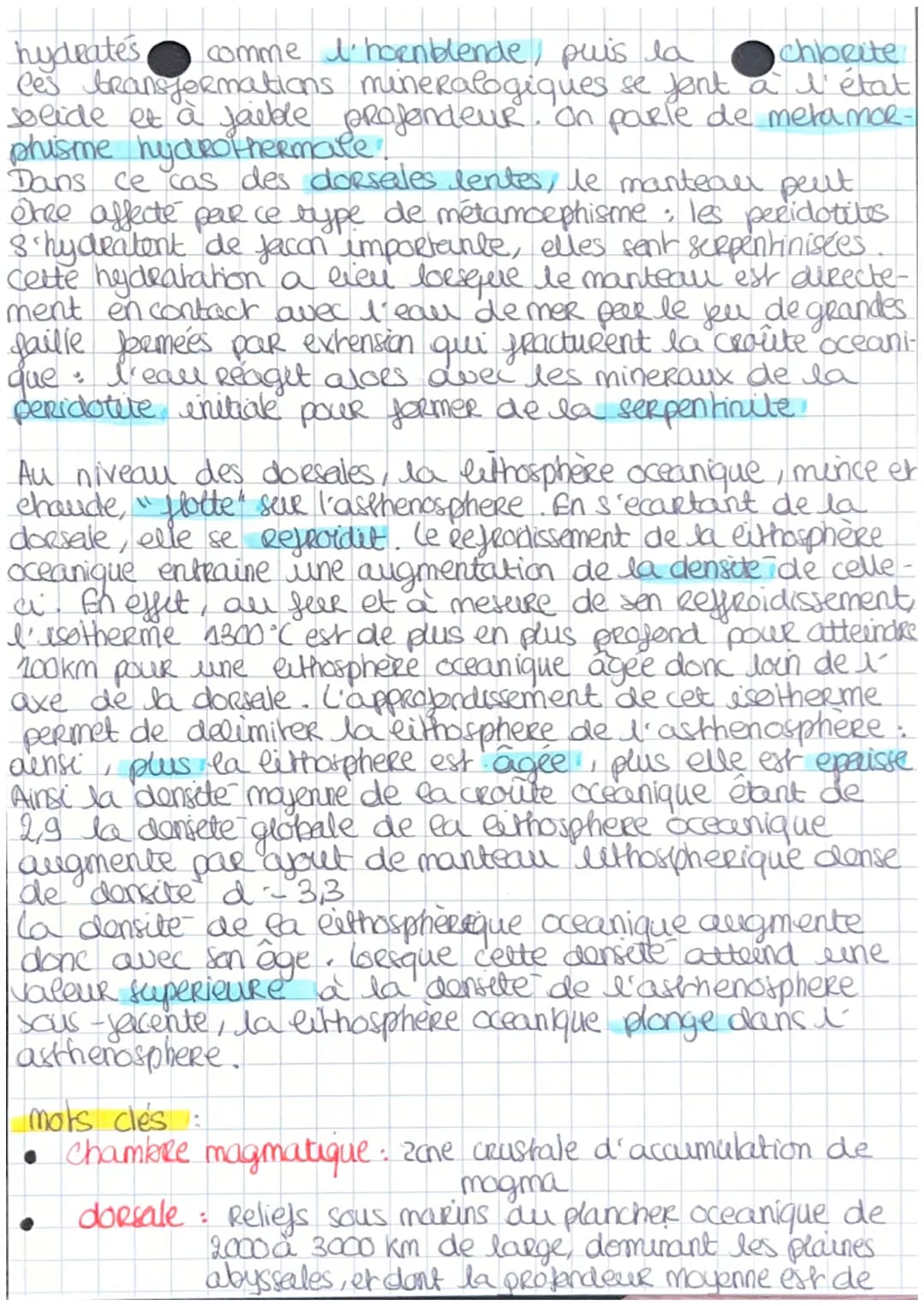 CHAPITRE 10 : LA DYNAMIQUE DES ZONES DE
DIVERGENCE LITHOSPHERIQUES
Comment la doesale produit-elle la eithosphère oceanique,
dans un context