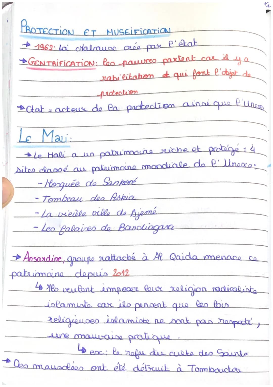 Theme 4: Identifier, protéger et valoriser le
patrimoine : Enjeu géopolitique
Introduction3
PRESERVER: mettre à l'abris, des objets de valeu