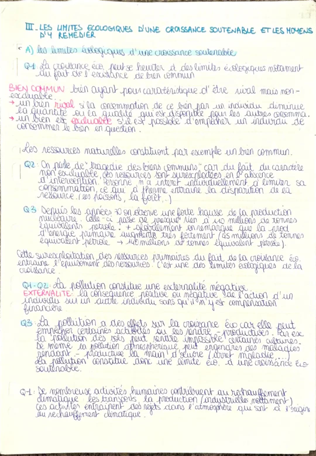 ECONOMIE
chapitre 1
1. LES SOURCES DE LA CROISSANCE ECONOMIQUE
QUELS SONT LES SOURCES
ET LES DEFIS DE LA
CROISSANCE ECONOMIQUE?
A-qu'est-ce 