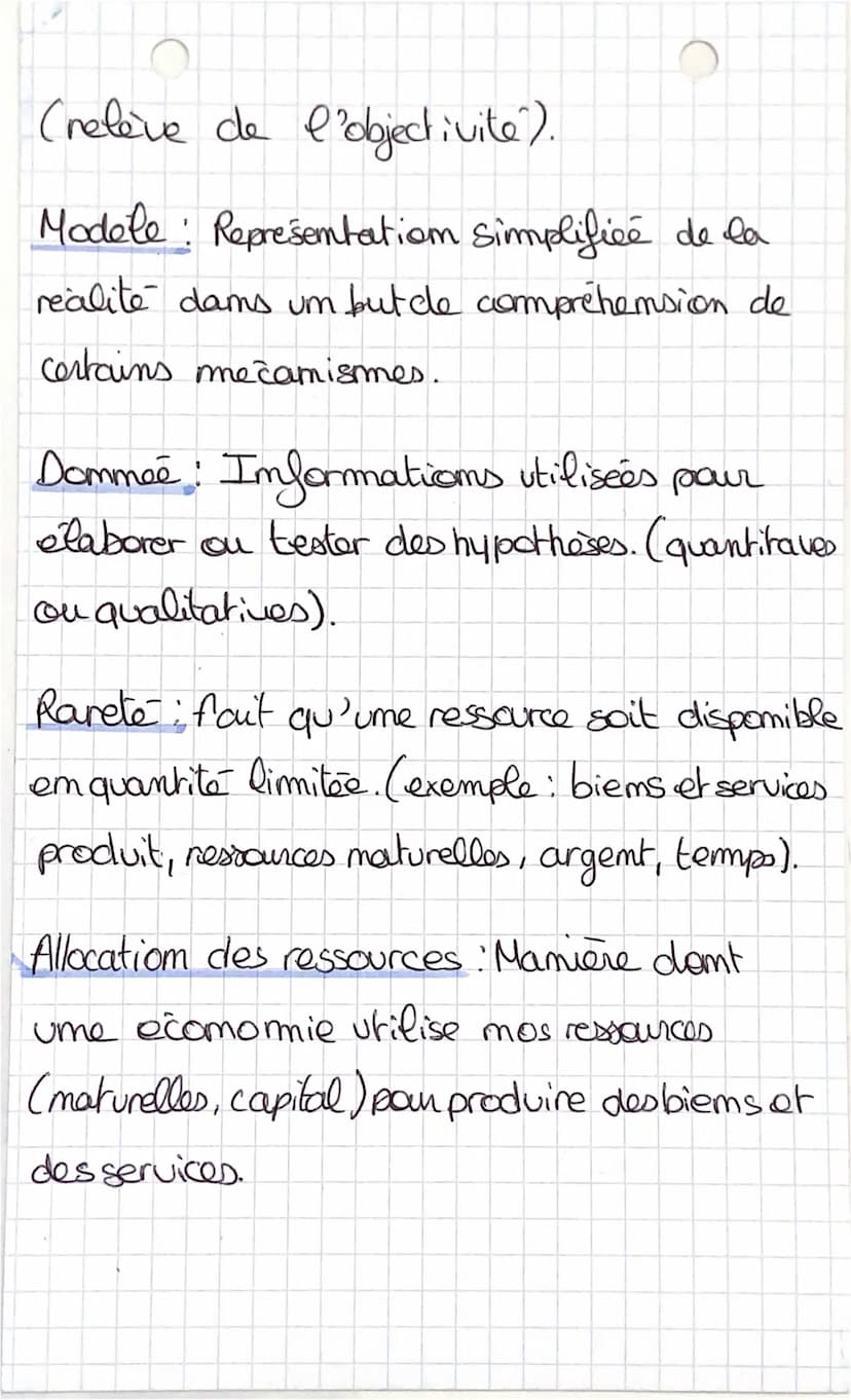 Définitions:
- Science économique : Science sociale qui
étudie les decisions individuel et collectives
de production, de repartition et d'ut