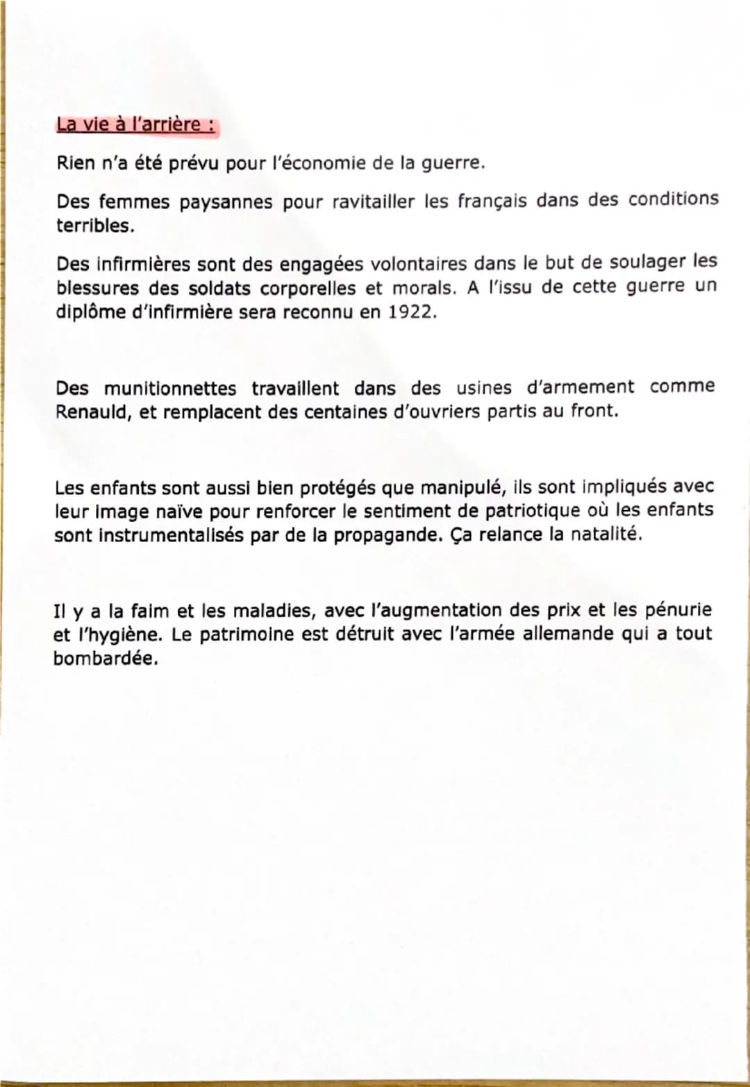 # Histoire
La première guerre mondiale

Après la belle époque, fin 19^{e} siècle. Vient le début 20^{e} siècle, un conflit
inédit, la premiè