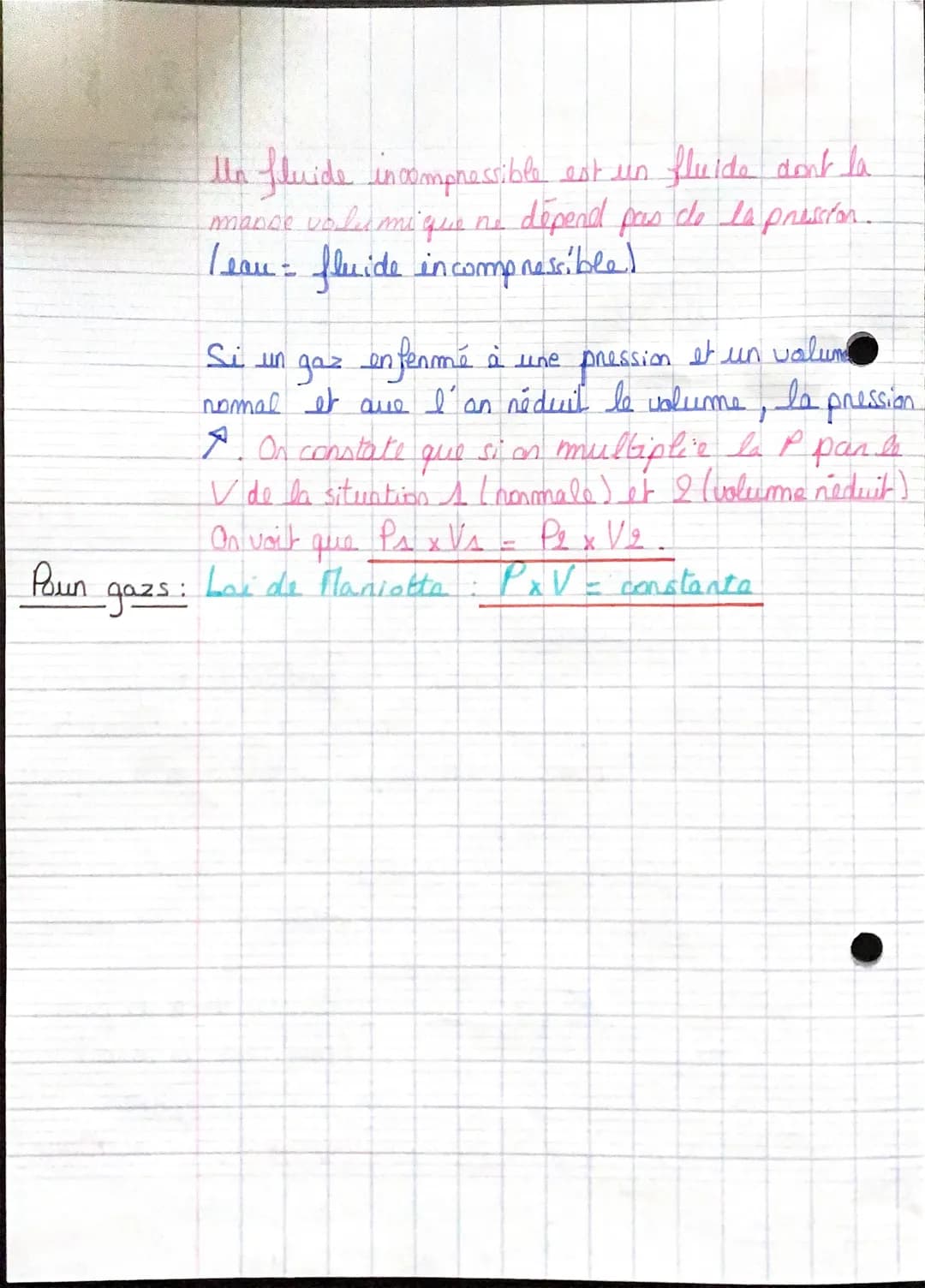 one
A
spé physique
Bescription d'un fluide al nopos:
(to liquide et gaz)
Un fluide se deforme saus l'action de forces
to milieu deformable, 